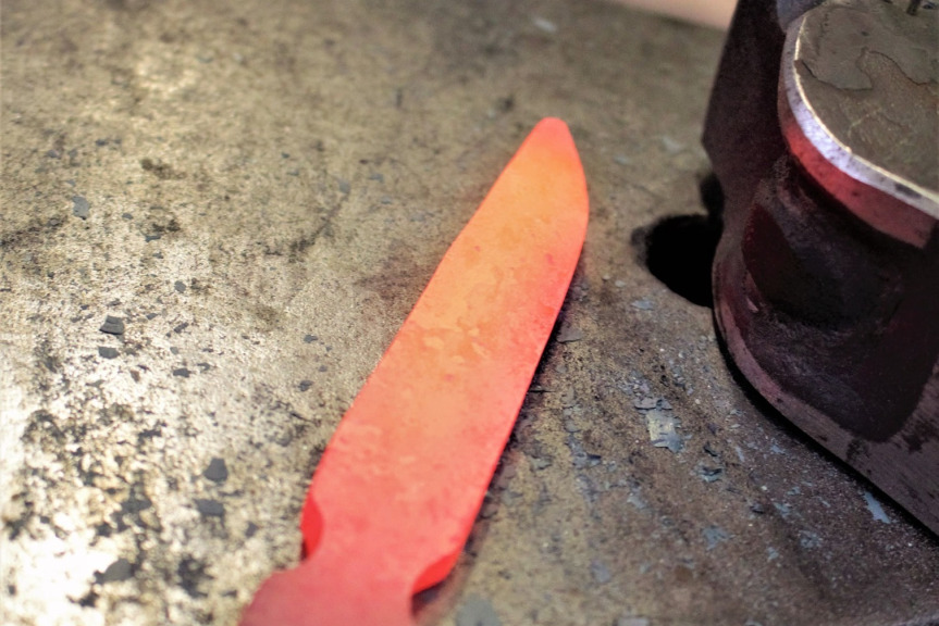 Mathias Bézard, Coutelier en France